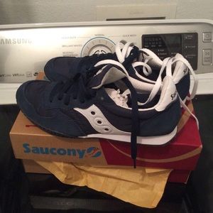 NWT Saucony Bullet Shoes